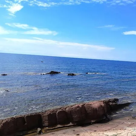 4 Pers Bord De Mer Saint-Raphael (Var)