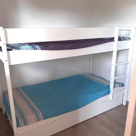 4 Pers Bord De Mer Apartment *